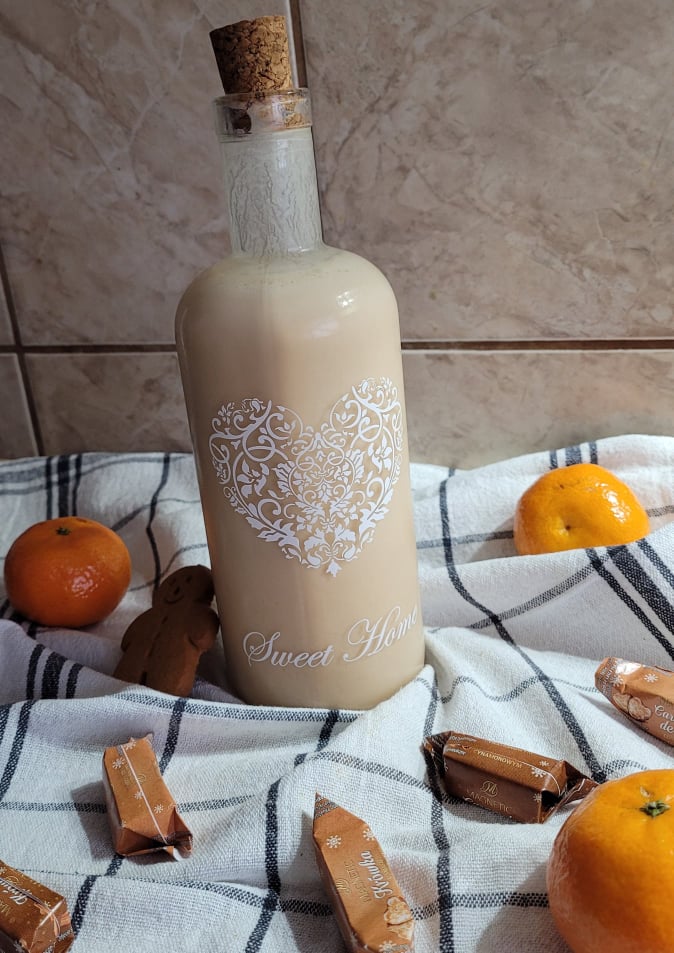 Świąteczny likier krówkowy