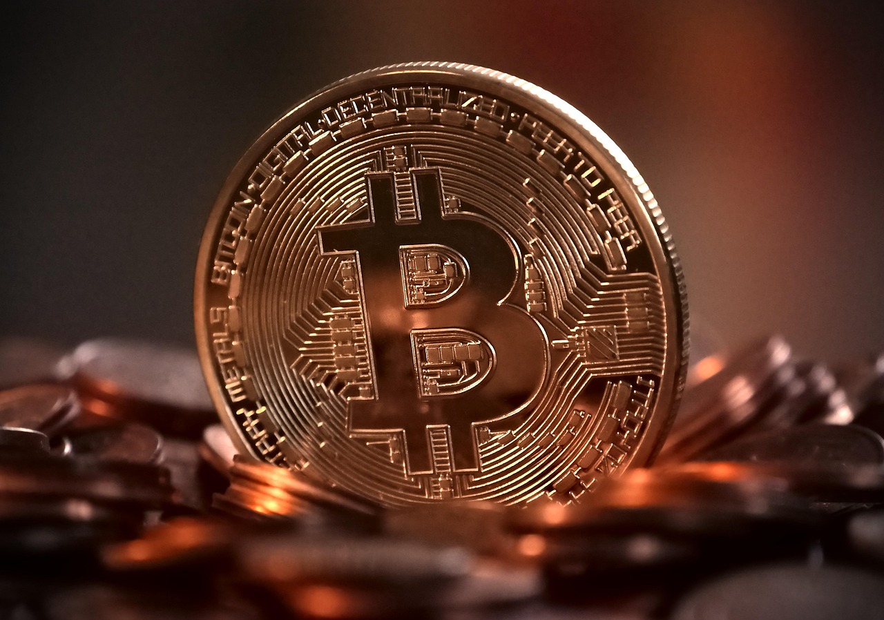 Złoto i bitcoin na szczytach globalnej rewolucji finansowej – jak rekordowe obroty walutowe napędzają nową erę inwestycji