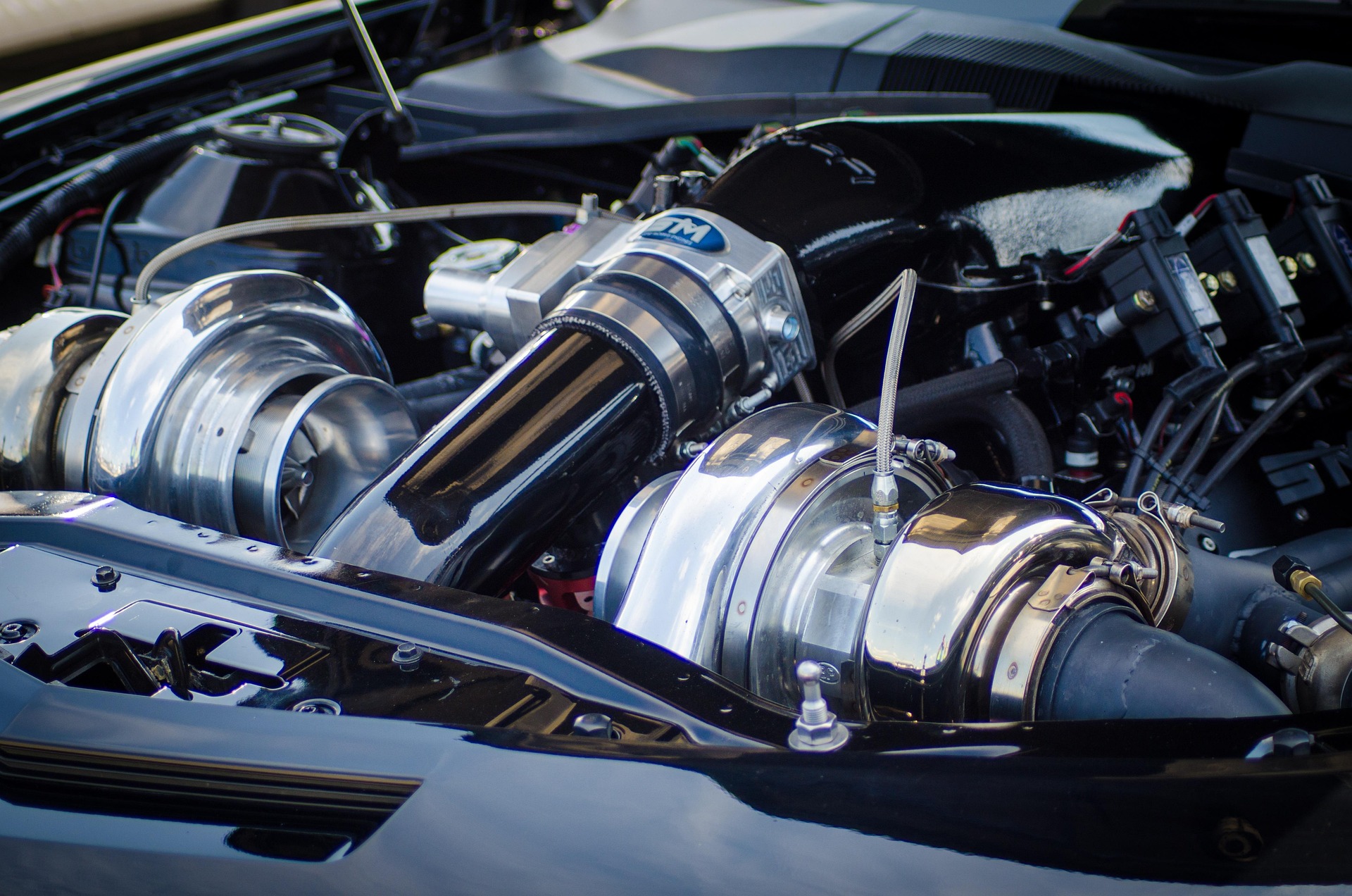 Biturbo, Twin Turbo, Sequential – Rozszyfrowujemy Systemy Turbodoładowania Raz na Zawsze
